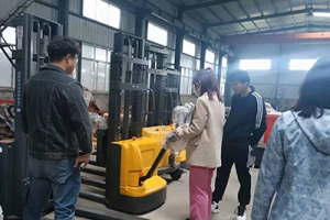 立體倉庫全自動堆垛機有什么優(yōu)勢？