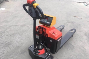 電動(dòng)搬運(yùn)車(chē)的蓄電池為什么會(huì)損壞？